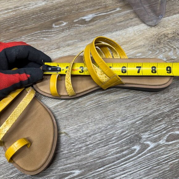 Kenneth Cole Reaction Yellow Strappy Toe Support Sandals Women's Size 7.5/8 - Picture 5 of 8